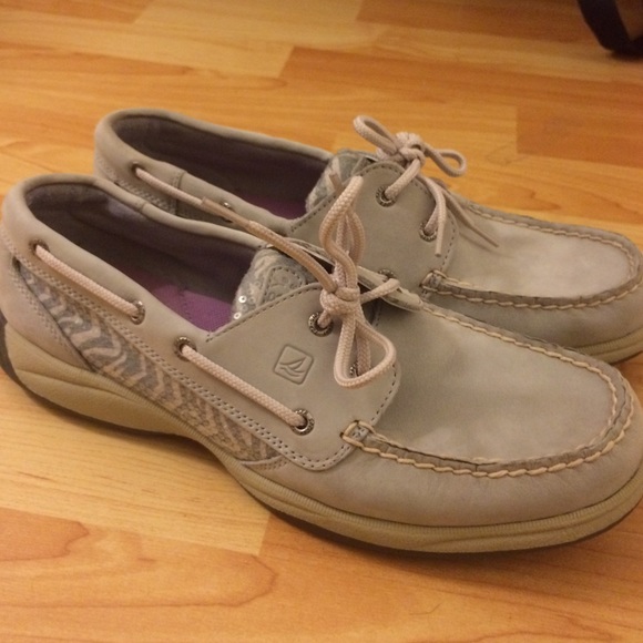 Light blue sperry topsiders