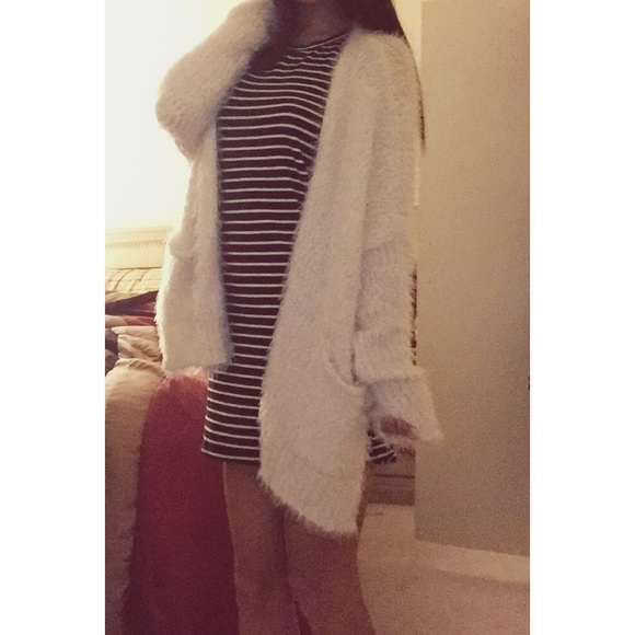 ❄️Fuzzy cardigan❄️
