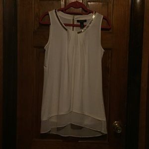 Sleeveless white  blouse