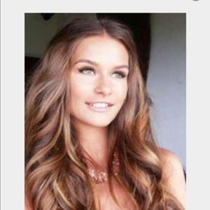 Meet your Posher, Cristal