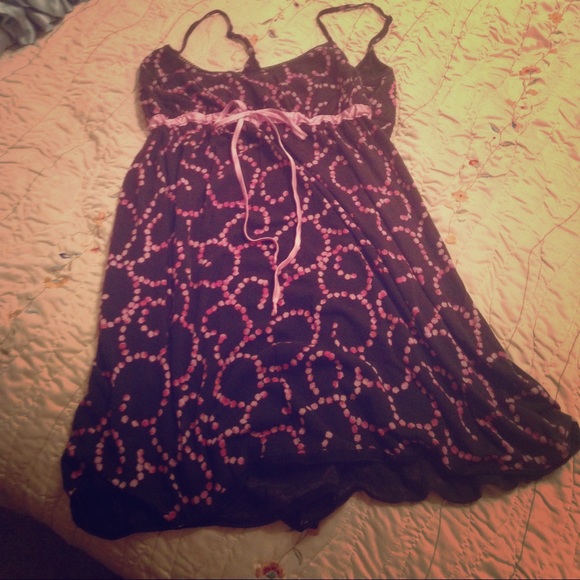 VS night gown