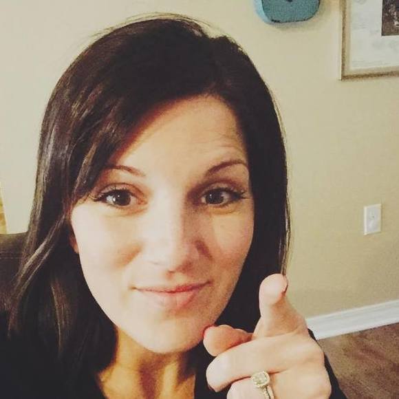 Meet your Posher, Danielle - Picture 1 of 1