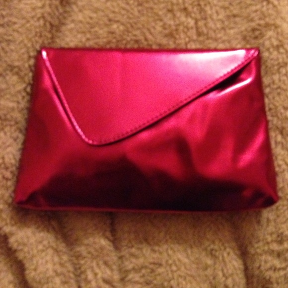 Bare Minerals Clutch