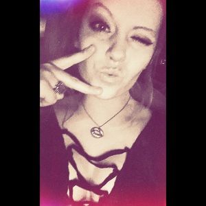 Meet your Posher, Kaitlin