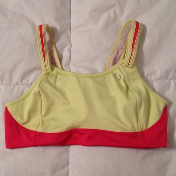 Moving comfort adjustable sports bra