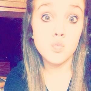 Meet your Posher, Nikiah