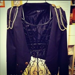 ✨Black statement Blazer with gold shoulder chains✨