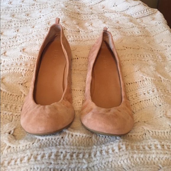 J crew pink/nude flats - so comfy!