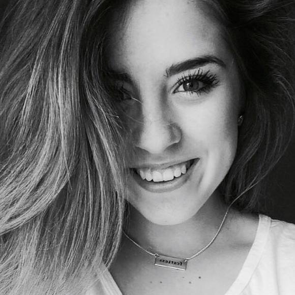 Meet your Posher, Renee