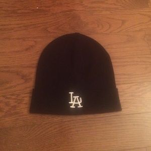 Super cute LA beanie!