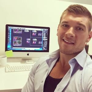 Meet your Posher, Steven