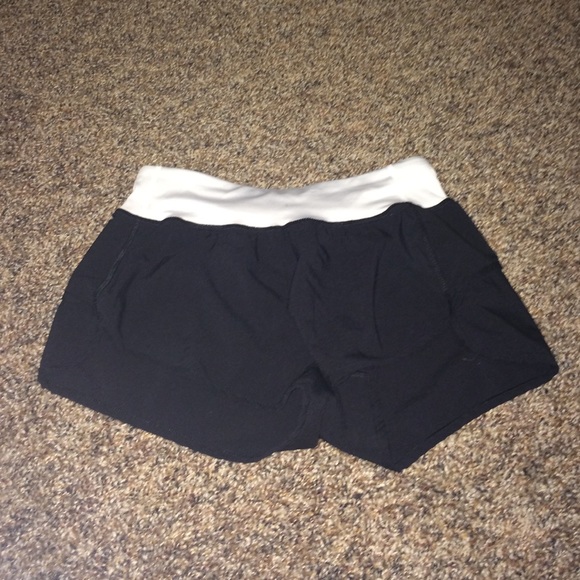 Lulu knock off running shorts - Picture 1 of 4