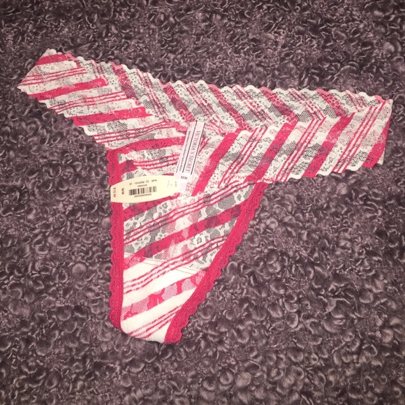 New ; PINK Christmas Thong