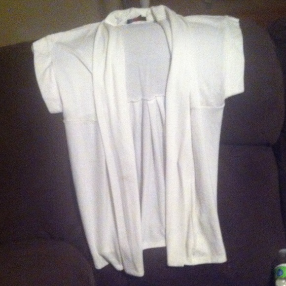 Cardigan cream colored