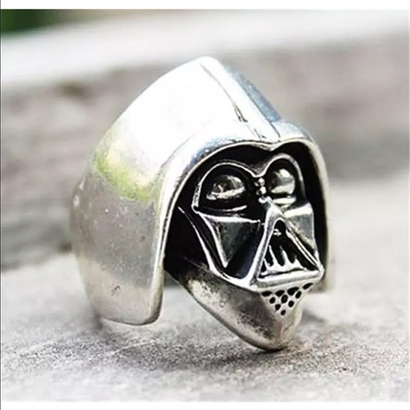 Darth Vader Ring - Picture 2 of 6