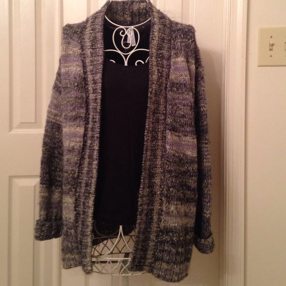 Aeropostale Sweaters - Aeropostale Black n grey cardigan