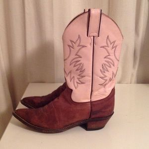 Justin cowboy boots in pink and brown
