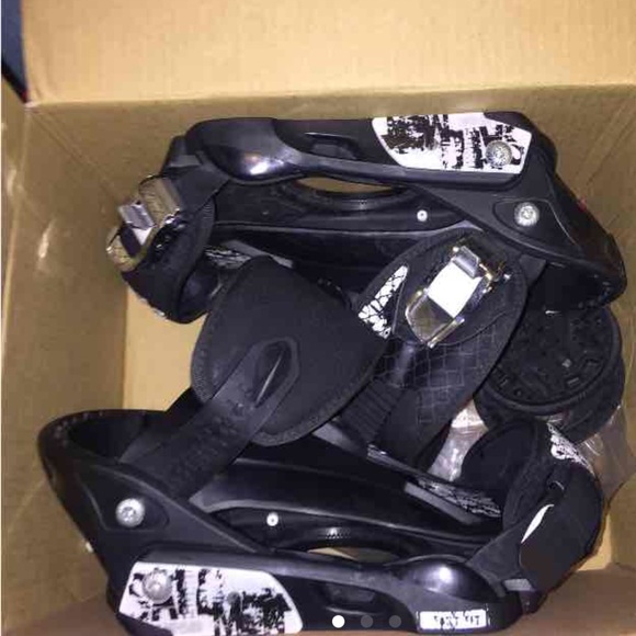 Salomon Men's snowboard bindings