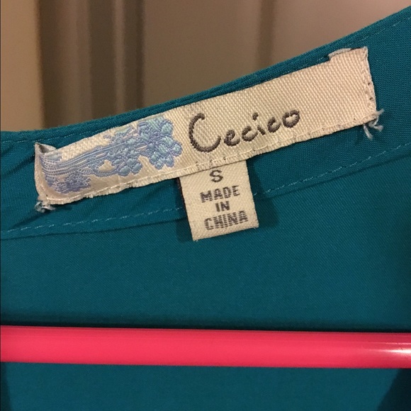 🔺SOLD🔺Turquoise studded boutique top! - Picture 4 of 4