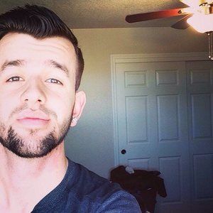 Meet your Posher, Joshua