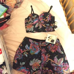 Exclusive MINKPINK two piece set floral