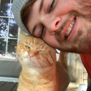 Meet your Posher, Levi