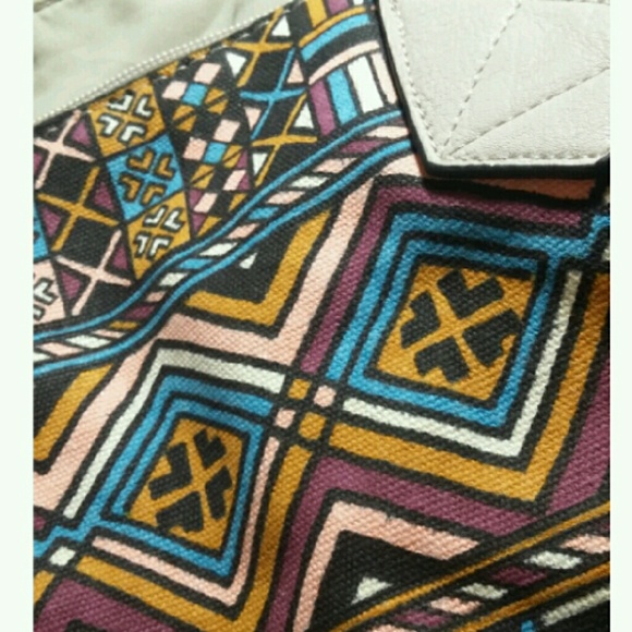 💌DONATED💌 Canvas Tote - Picture 4 of 4