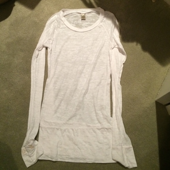 Long sleeve white top