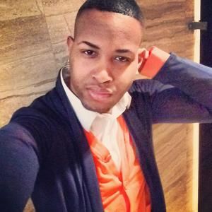 Meet your Posher, Aaron