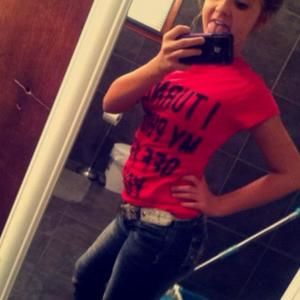 Meet your Posher, Halley