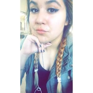 Meet your Posher, Hailey