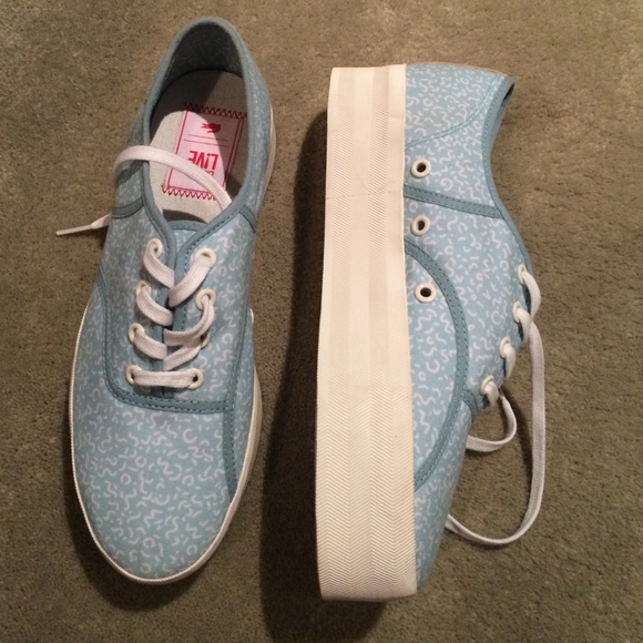 Brand new blue platform sneakers