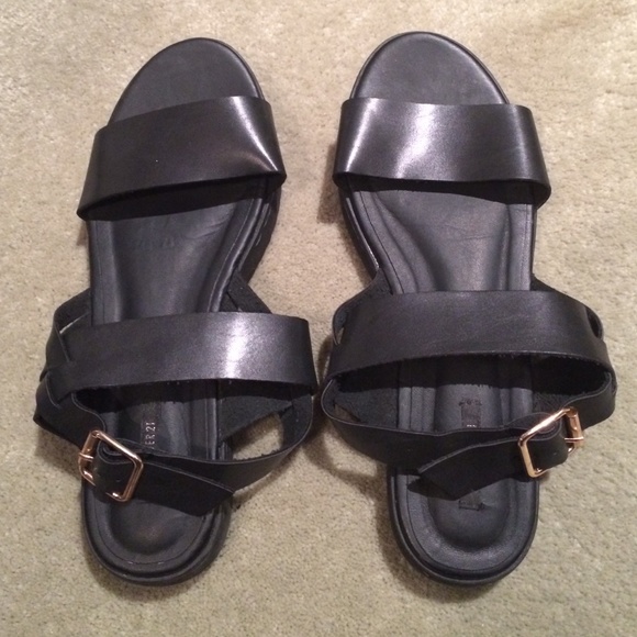 Black forever21 sandals