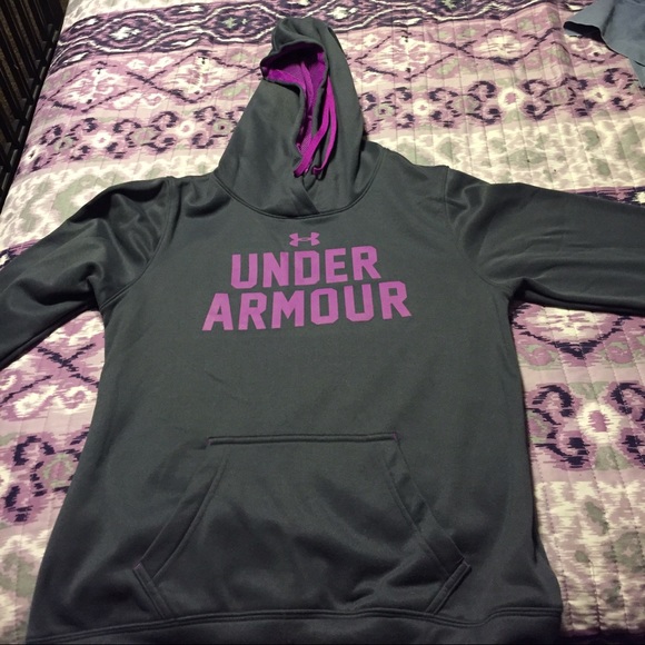 Under armor sweatshirt