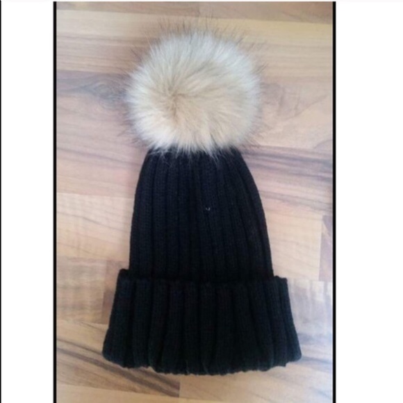 Black Fur Beanie Hat - Picture 3 of 4