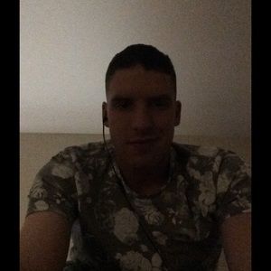 Meet your Posher, Justin