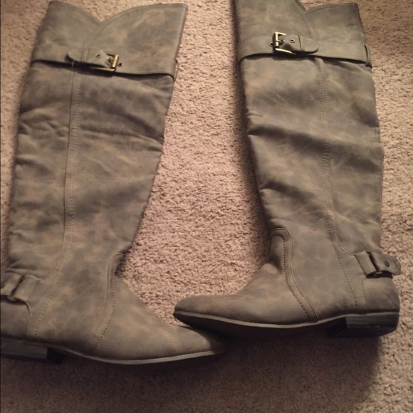 Riding boots