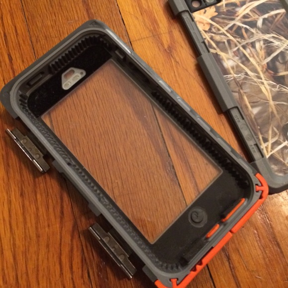 Otter Box Waterproof Case - Picture 2 of 4
