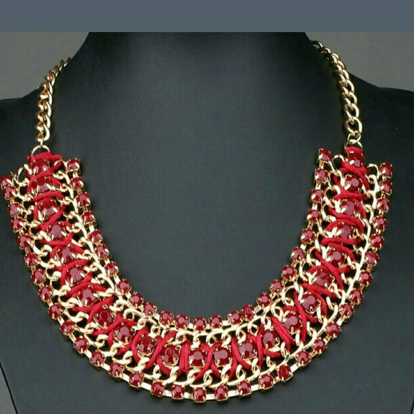 statement necklace