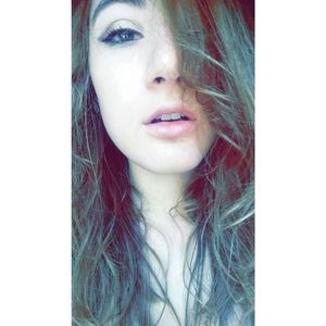 Meet your Posher, Arielle