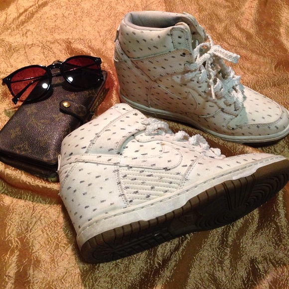 Nike wedges
