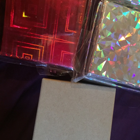 Bundle- 2 pairs of dangle earrings - Picture 3 of 3