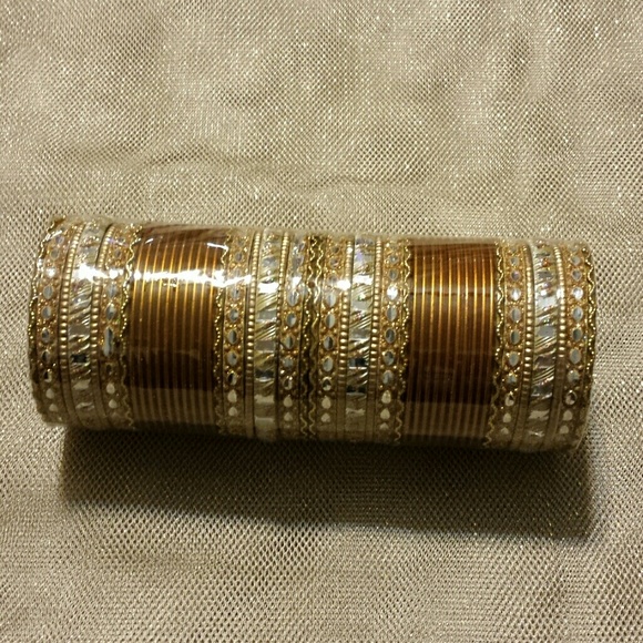 Jewelry - Sale Brown and gold set of bangles