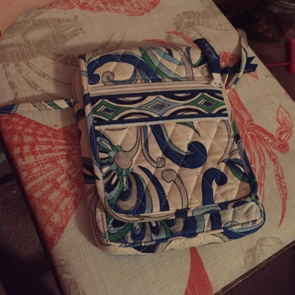 Vera Bradley cross body