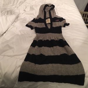 Sweater dress with hood