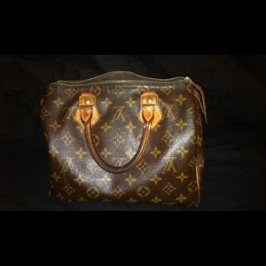 Authentice Louis Vuitton speedy 25(or best offer)