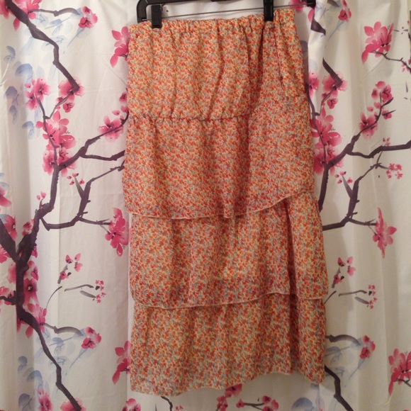 Very cute floral print tube top