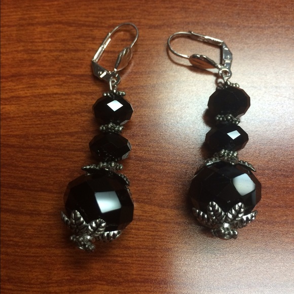 Necklace and earring set - Picture 2 of 4