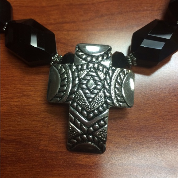 Necklace and earring set - Picture 3 of 4