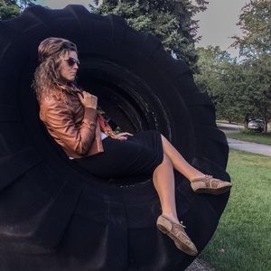 Meet your Posher, Danae